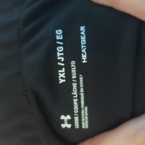 Under Armour - Athletic Running Woman Shorts - Picture 4 of 4